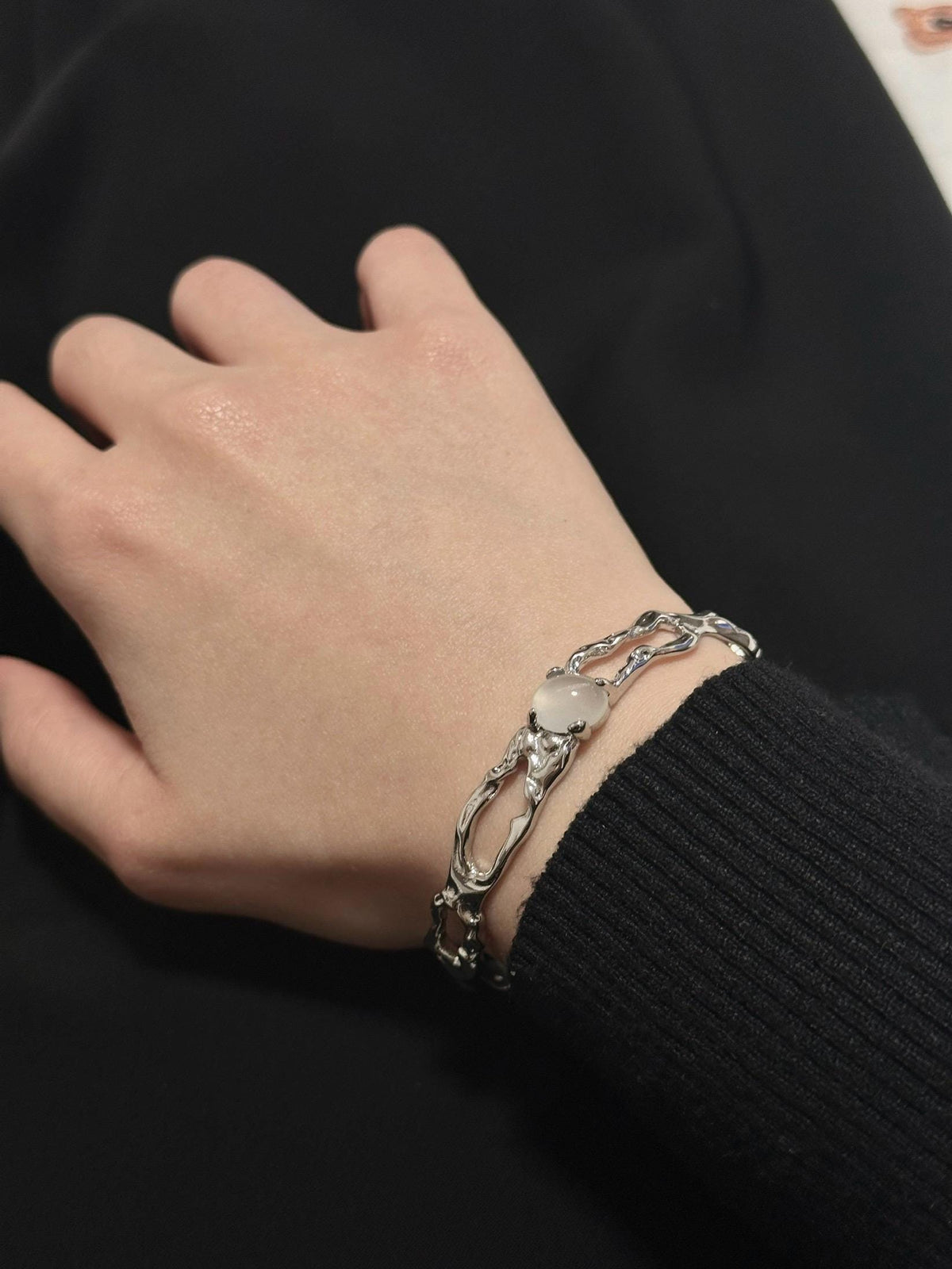 Molten Thorn Gemstone Liquid Metal Bracelet