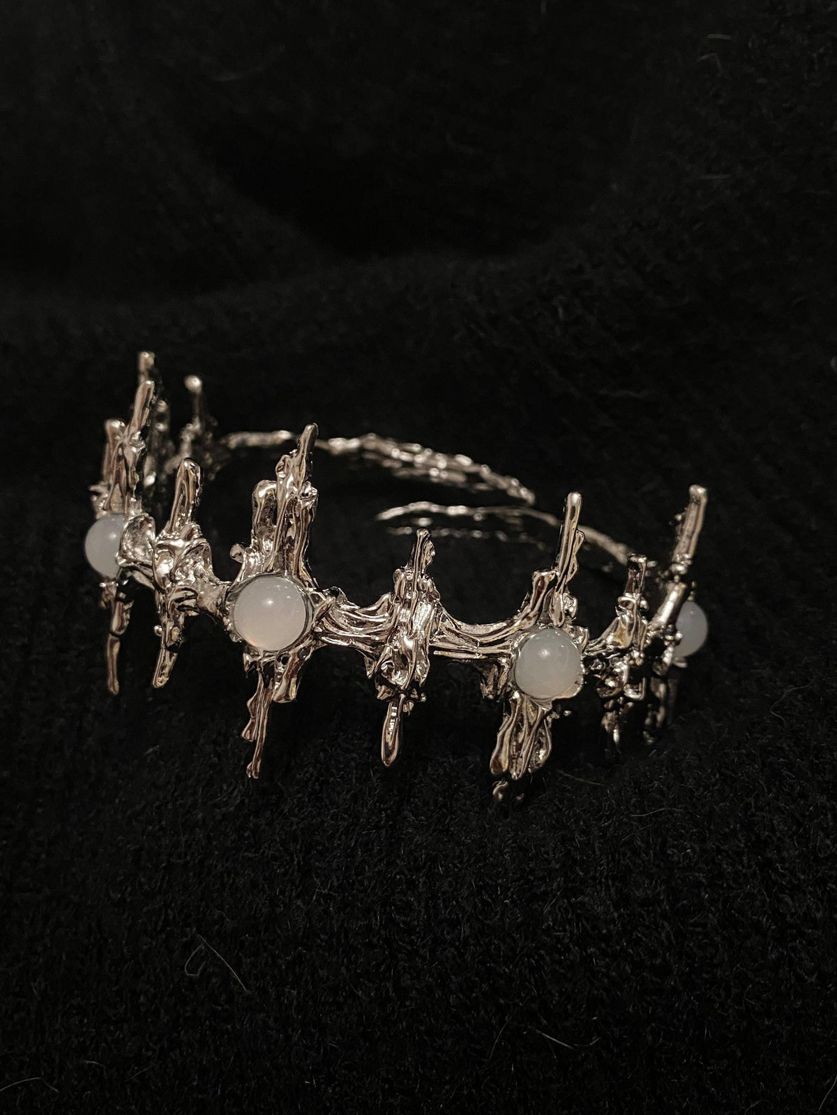 Molten Nova White Agate Star Arm Cuff