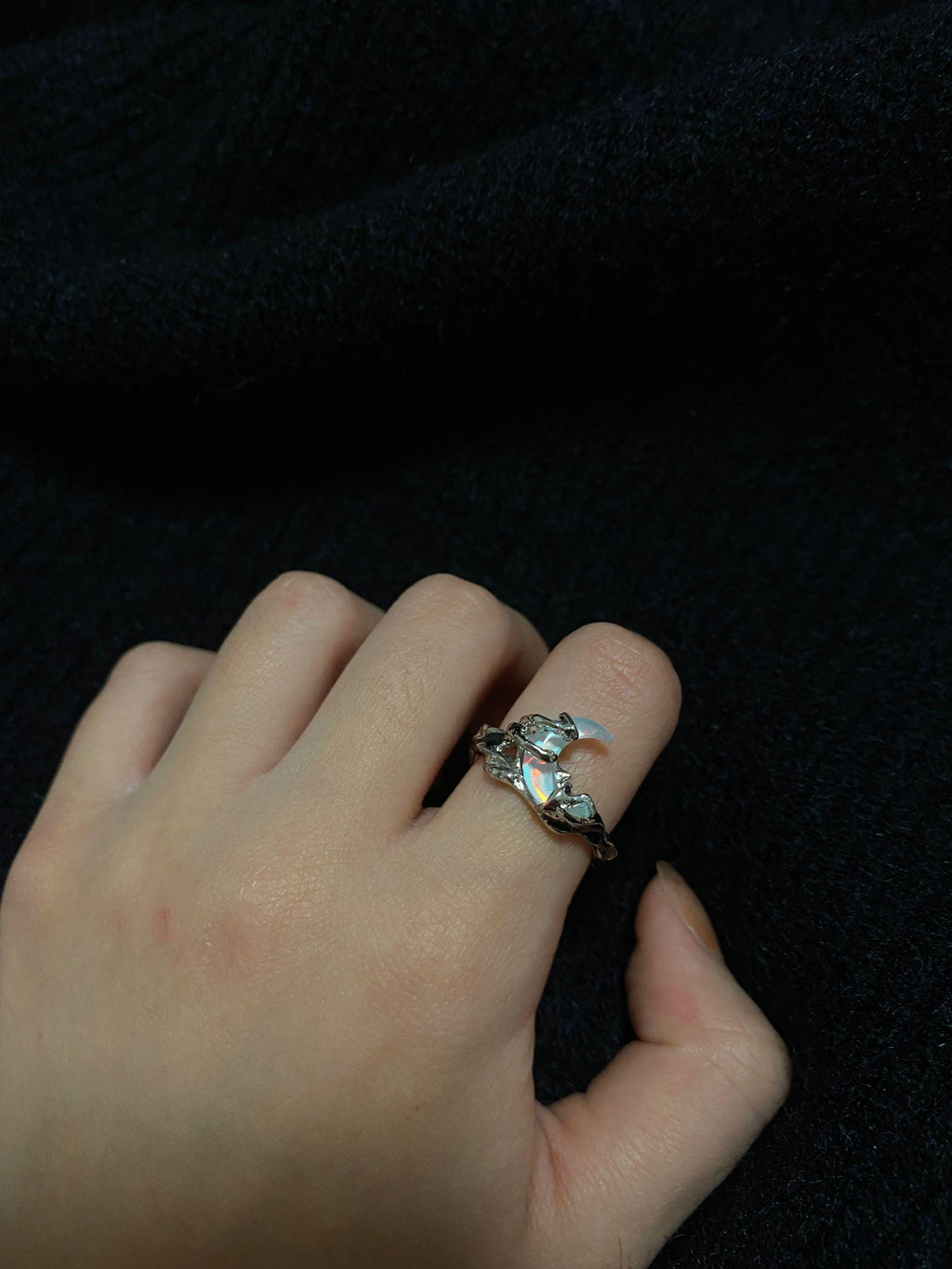 Molten Lunar Thorns Moon Ring